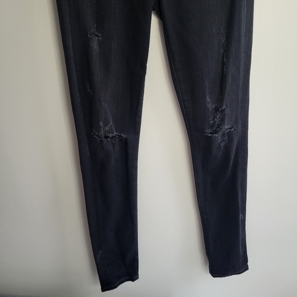 Citizens of Humanity Distressed High Rise Rocket Crop Jeans Size 26 - Picture 5 of 12